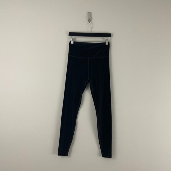 Beyond Yoga Black Velvet Motion High Waist Midi Leggings Size Large - Picture 1 of 8